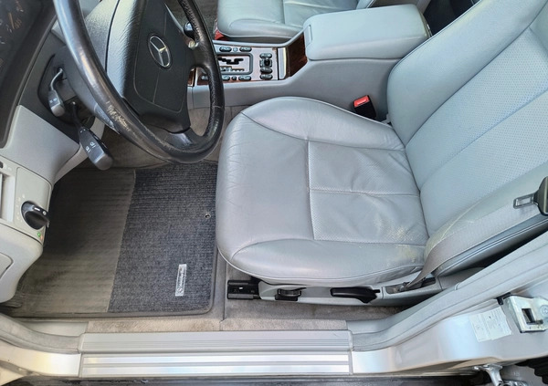 Mercedes-Benz Klasa E cena 16000 przebieg: 270000, rok produkcji 1999 z Żyrardów małe 742